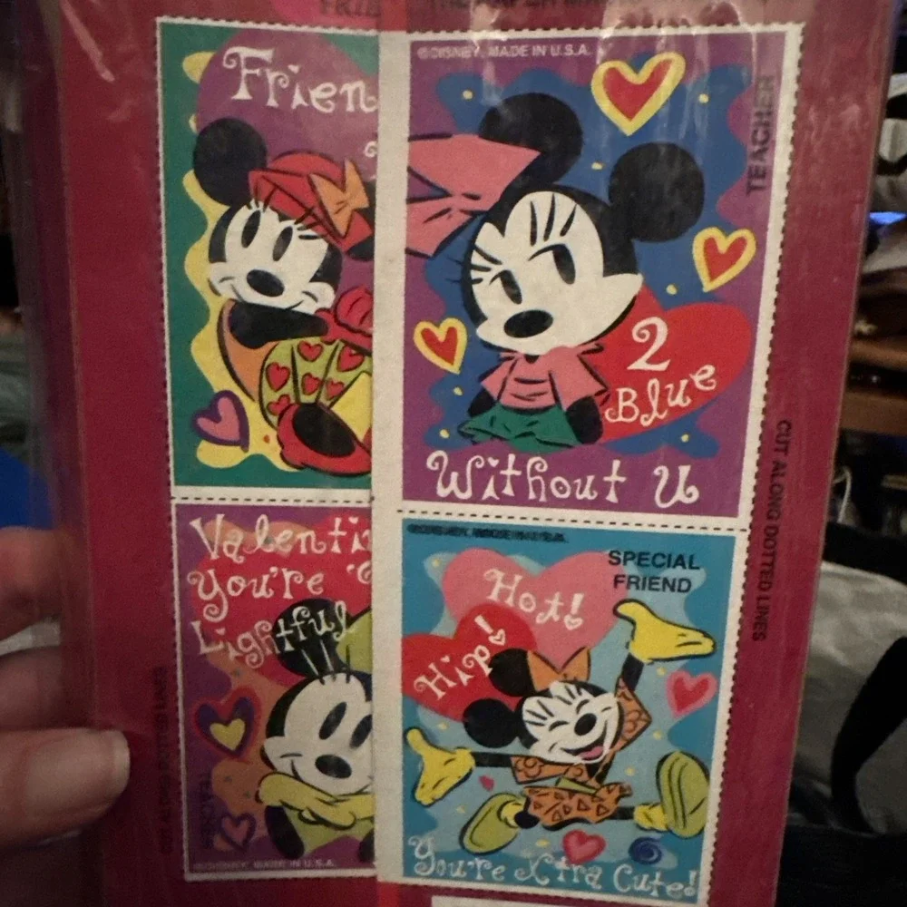 Vintage 1990's Walt Disney Minnie Valentine's Cards‎ Sealed 42